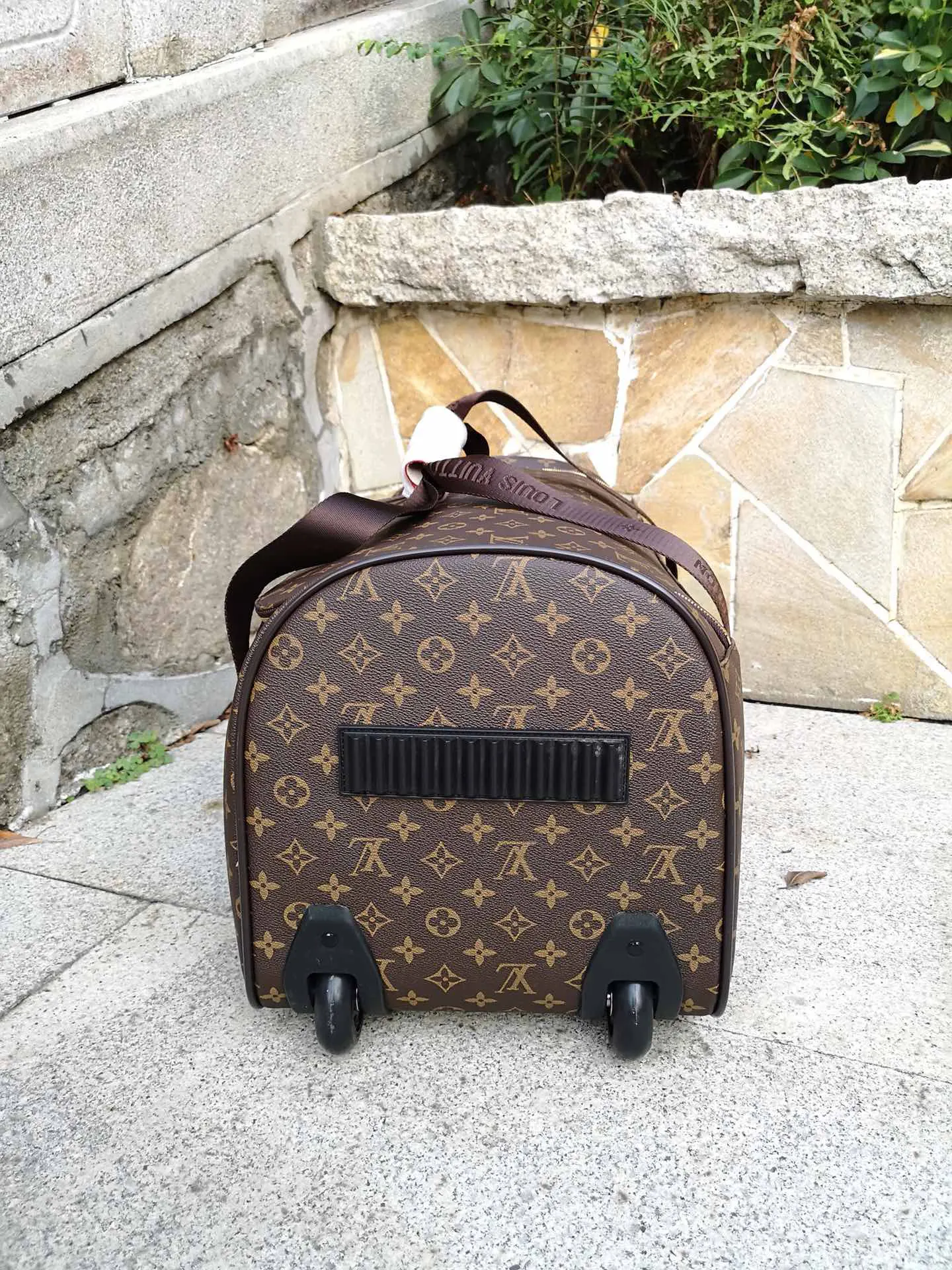 產品 实 行李箱 旅行拉杆款 輕便出行款