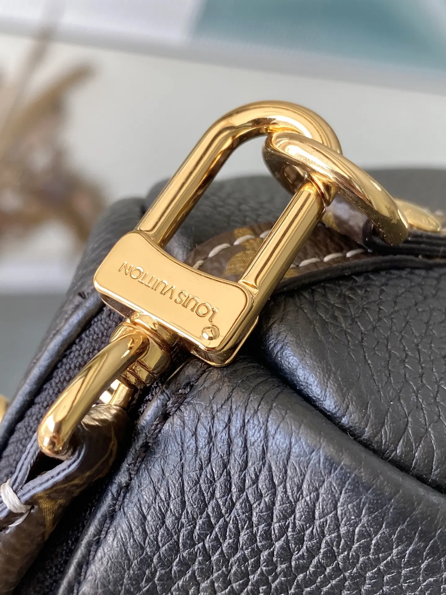 Louis Vuitton Black Suitcase Travel Lightweight