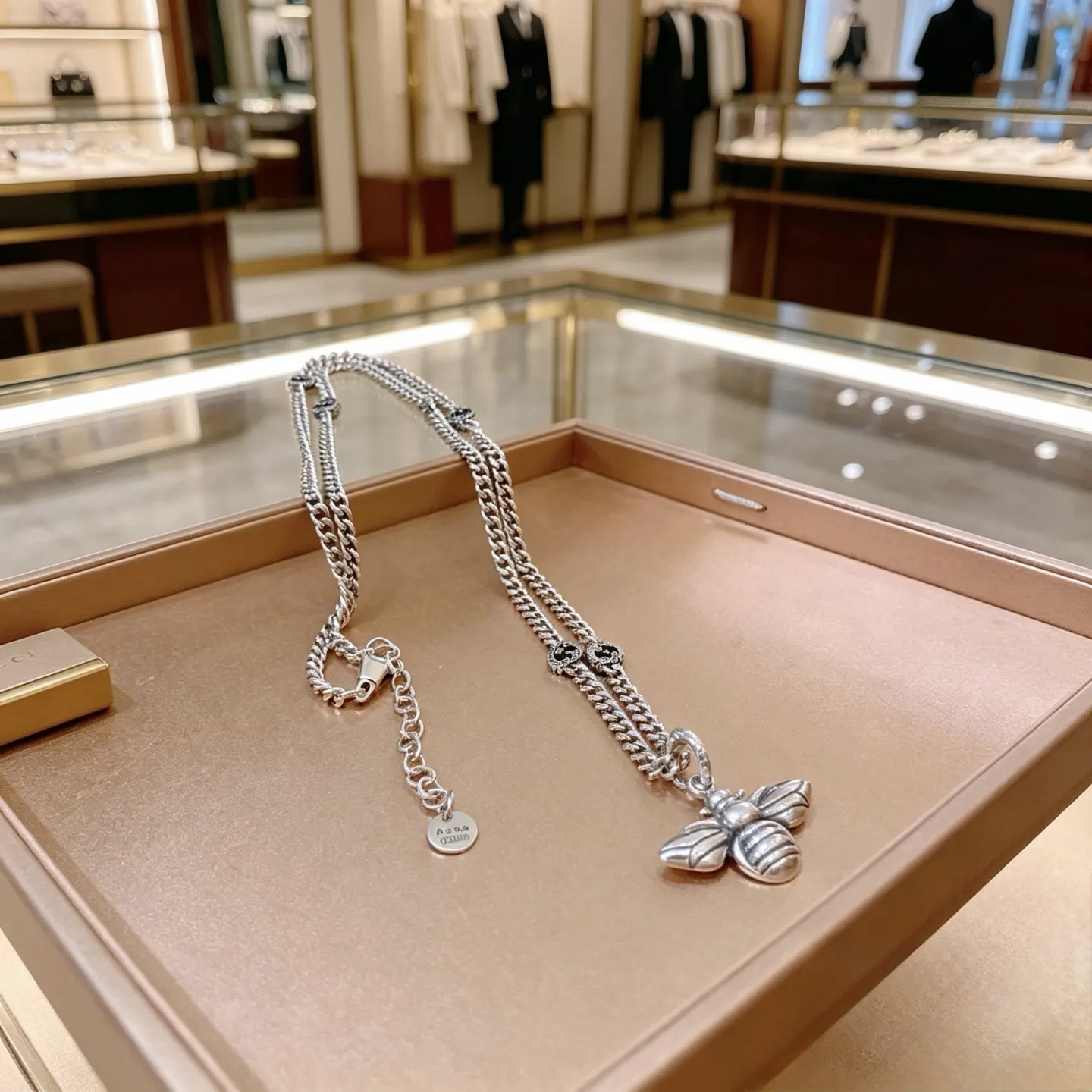 Gucci 链条包 单肩斜挎