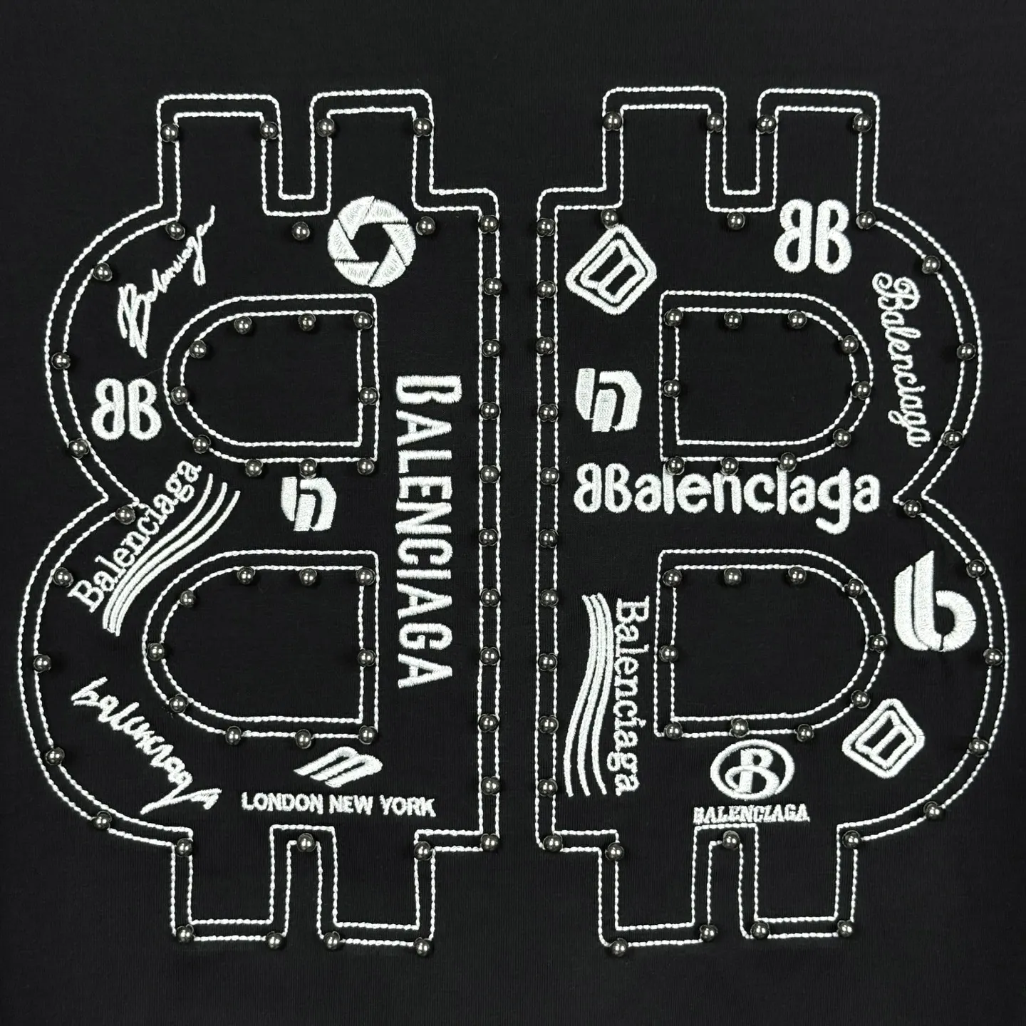 Balenciaga Black Cotton Logo Short Sleeve T-Shirt Street