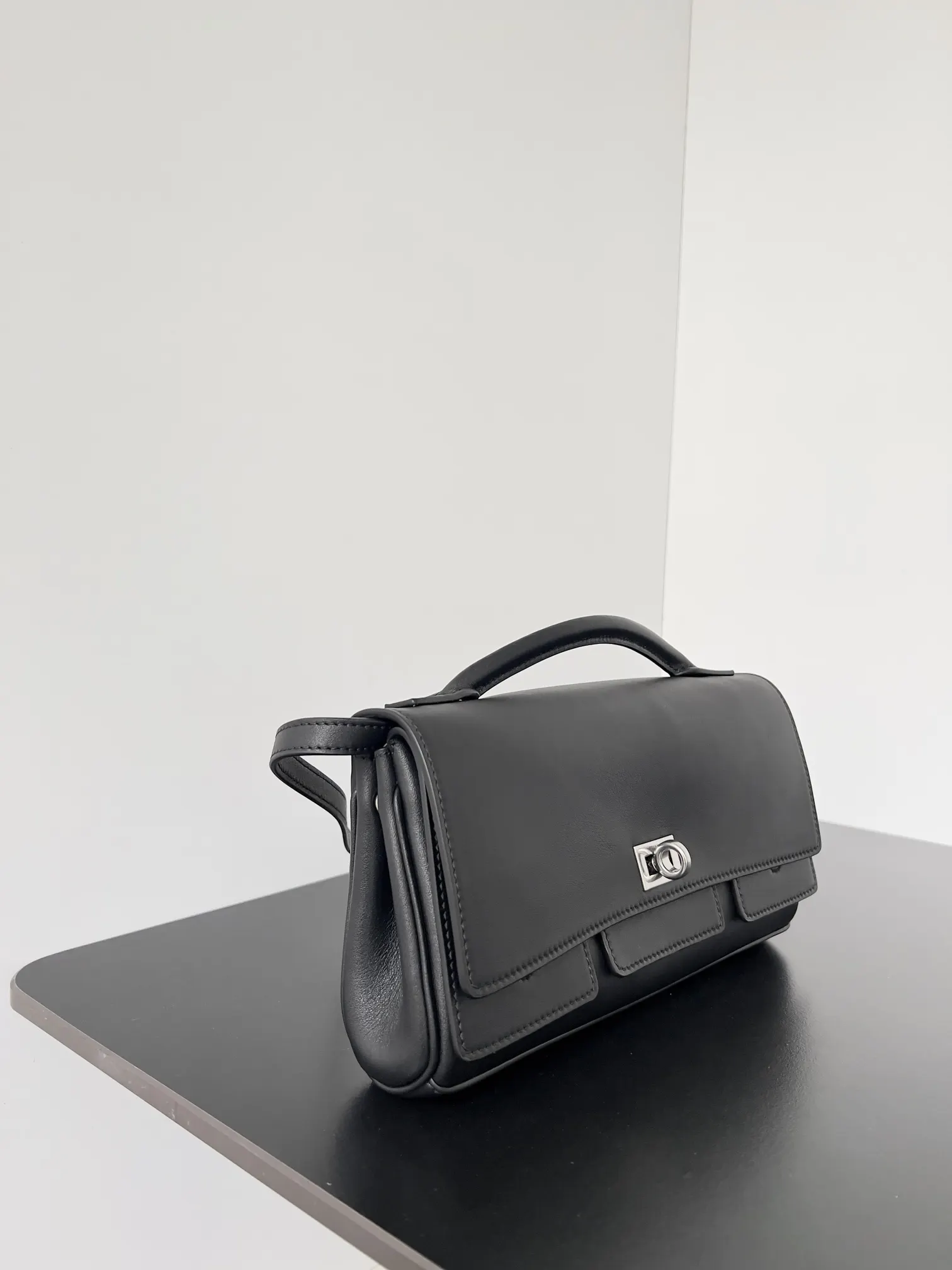 Balenciaga Bel Air 手拿包 晚宴手拿