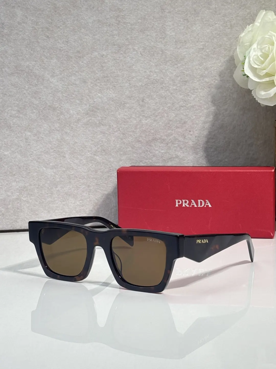 Prada Fashion Item Fashion