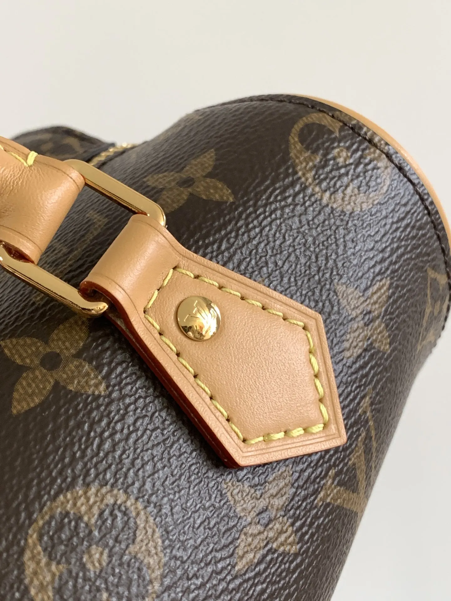 Chain Bag Leather