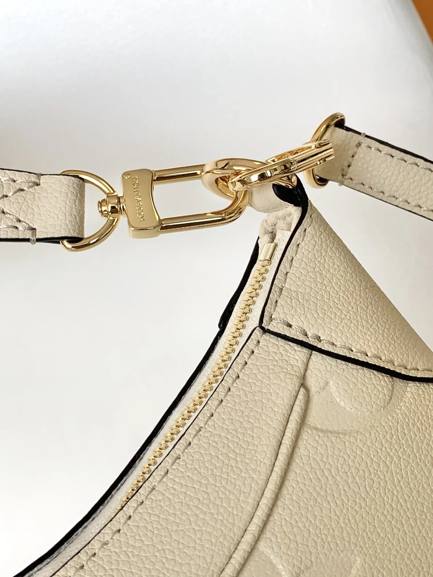 LV black pink color scheme handbag Image 7 LV black pink color scheme handbag Image 7