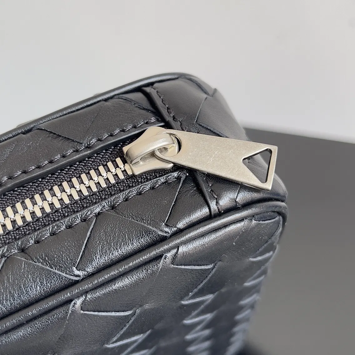 Bottega Veneta 手拿包 精致手拿款