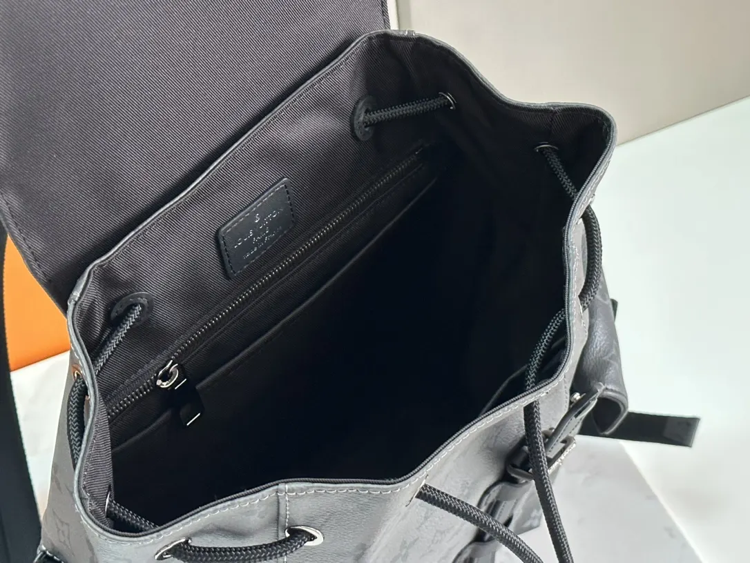 Backpack Leather Image 9 Backpack Leather Image 9