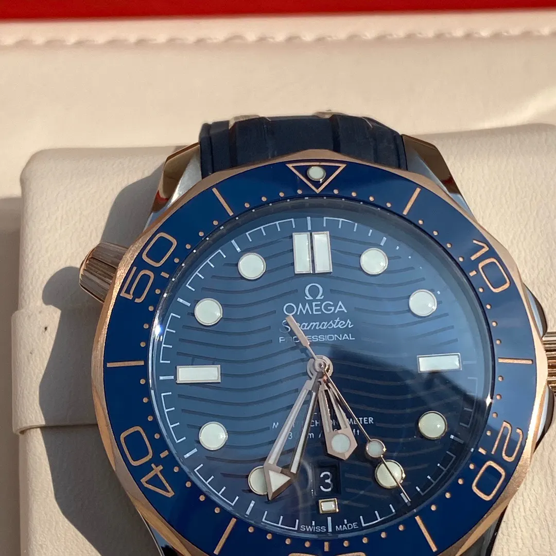 Omega 黑色 藍色 手錶 經典腕表款
