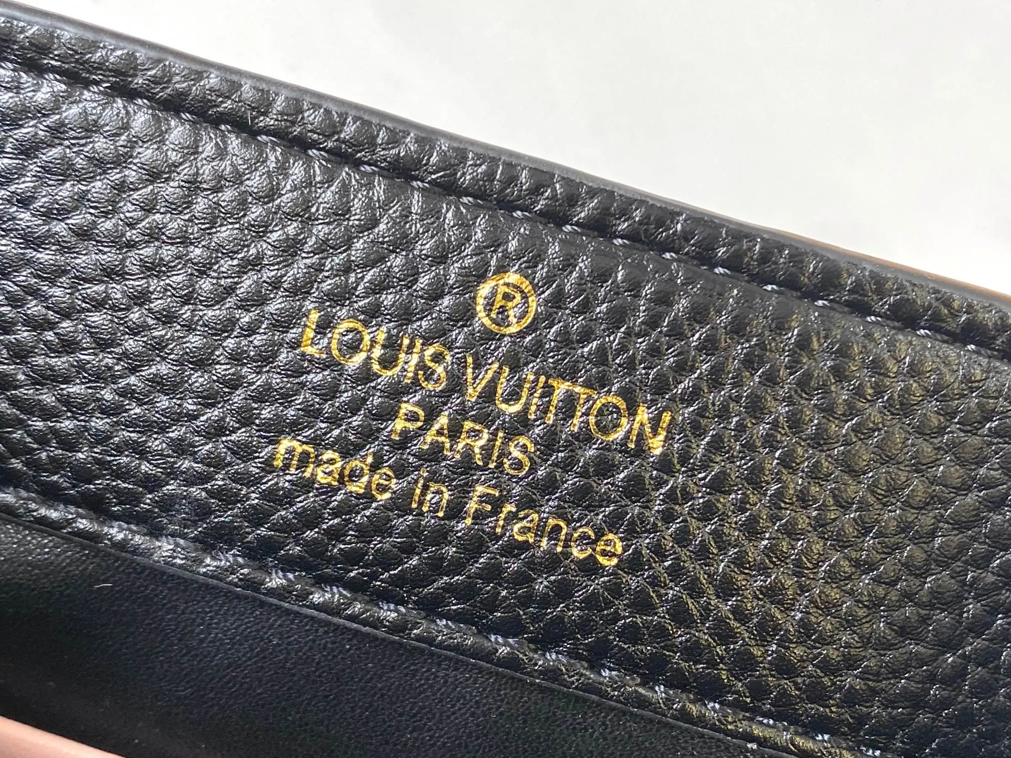 LV Capucines 牛皮 鏈條包 精致鏈條款