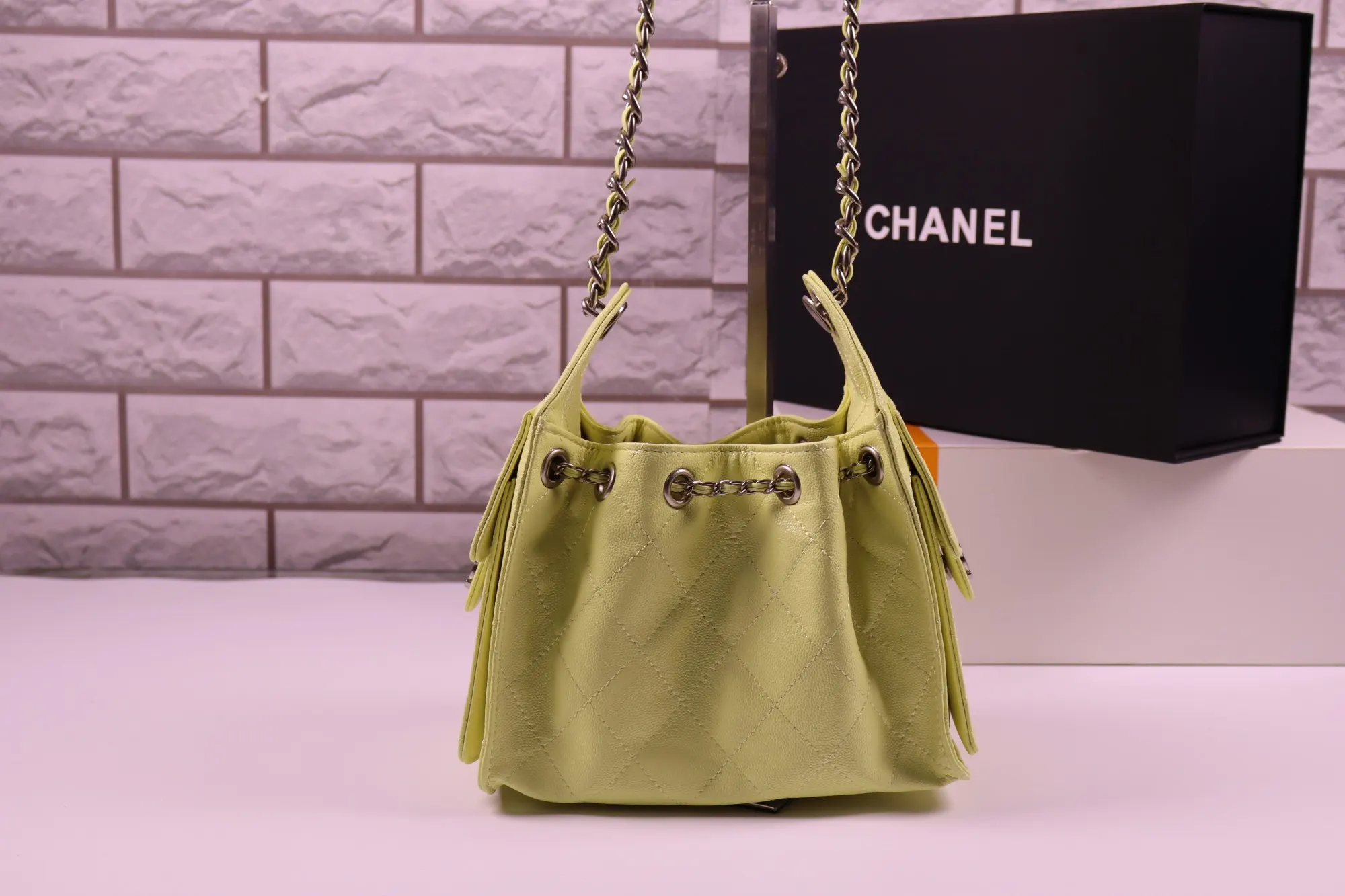 Chanel 黄色 腋下包 实拍款01