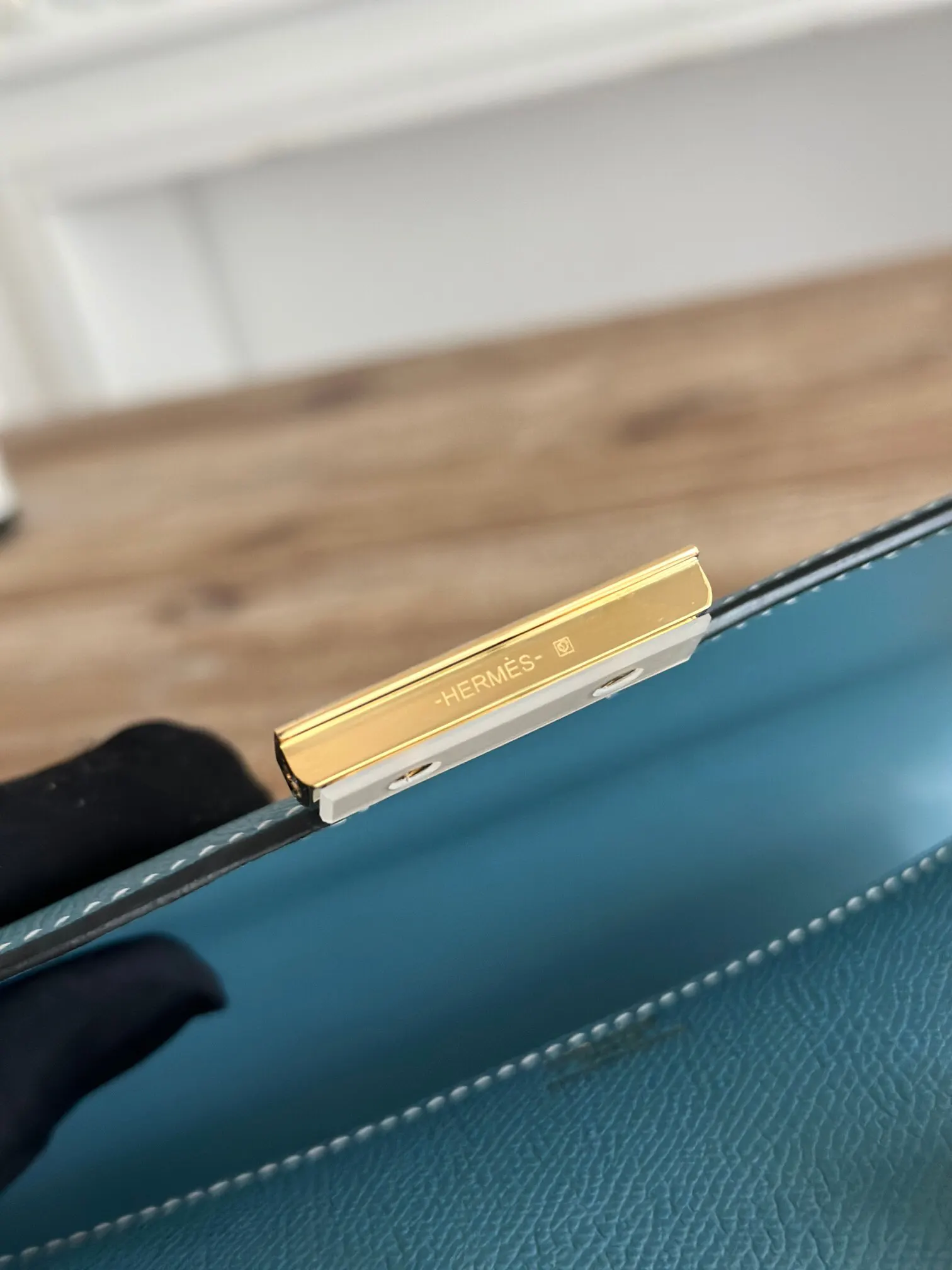Hermès Constance 牛仔蓝 Epsom掌纹牛皮 斜挎包 19cm