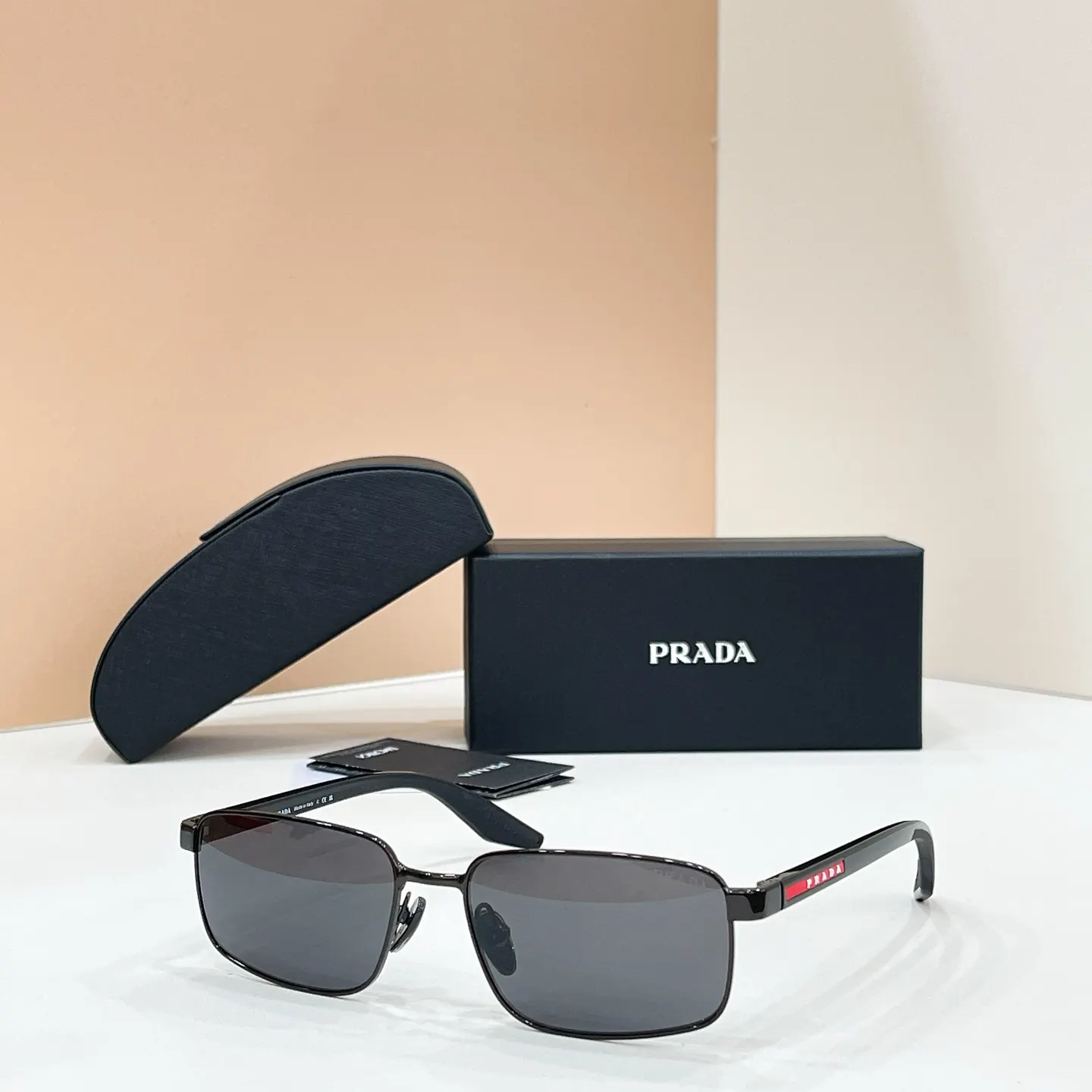 Prada SPR B54S 太陽鏡