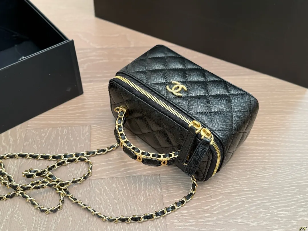 CHANEL 鱼子酱 手柄化妝盒 那么好看 那么 斜背包 輕便斜挎款