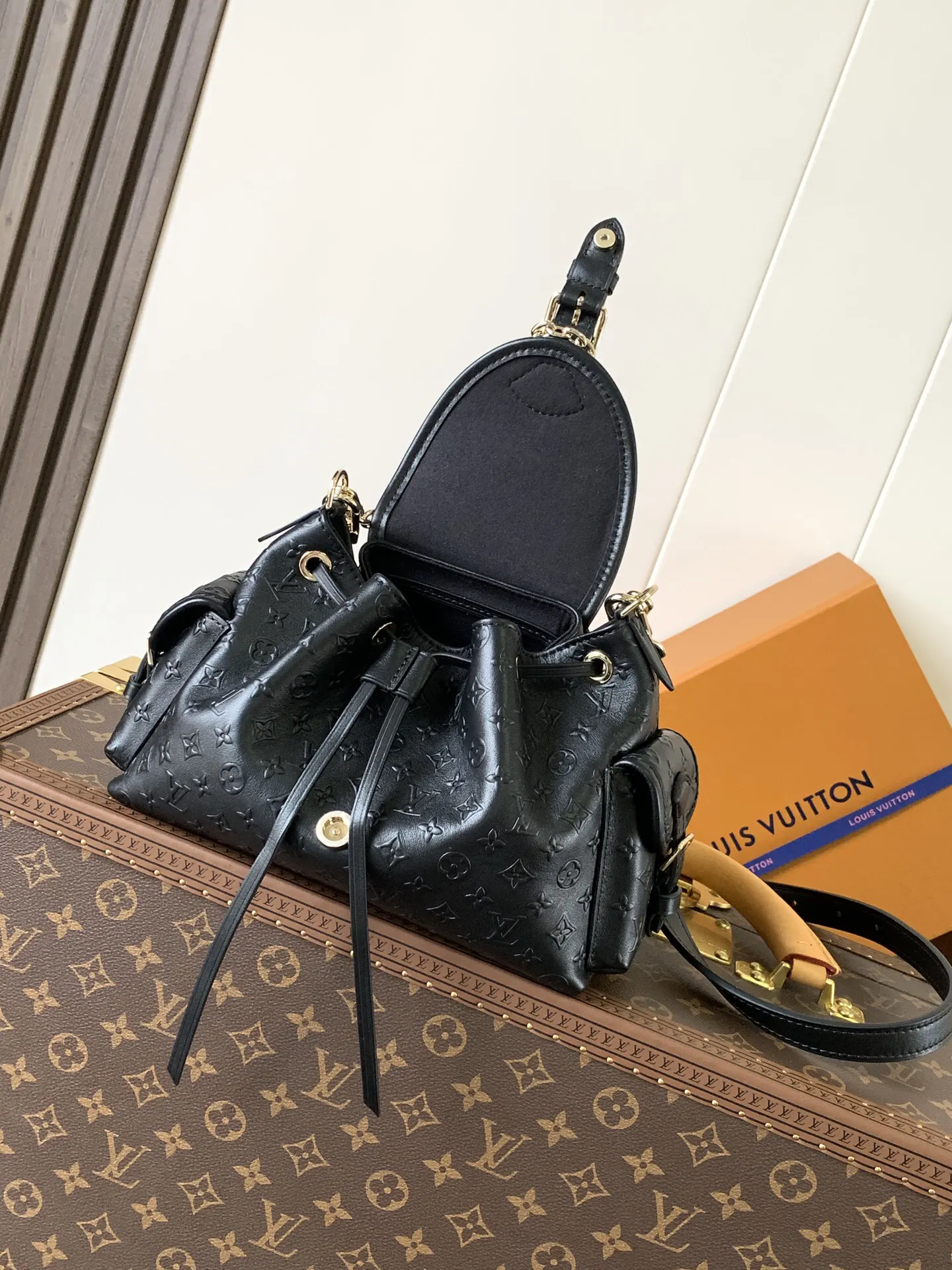 LV Black Chain Bag Shoulder Crossbody | ORBUYBAG High-End Fashion Boutique
