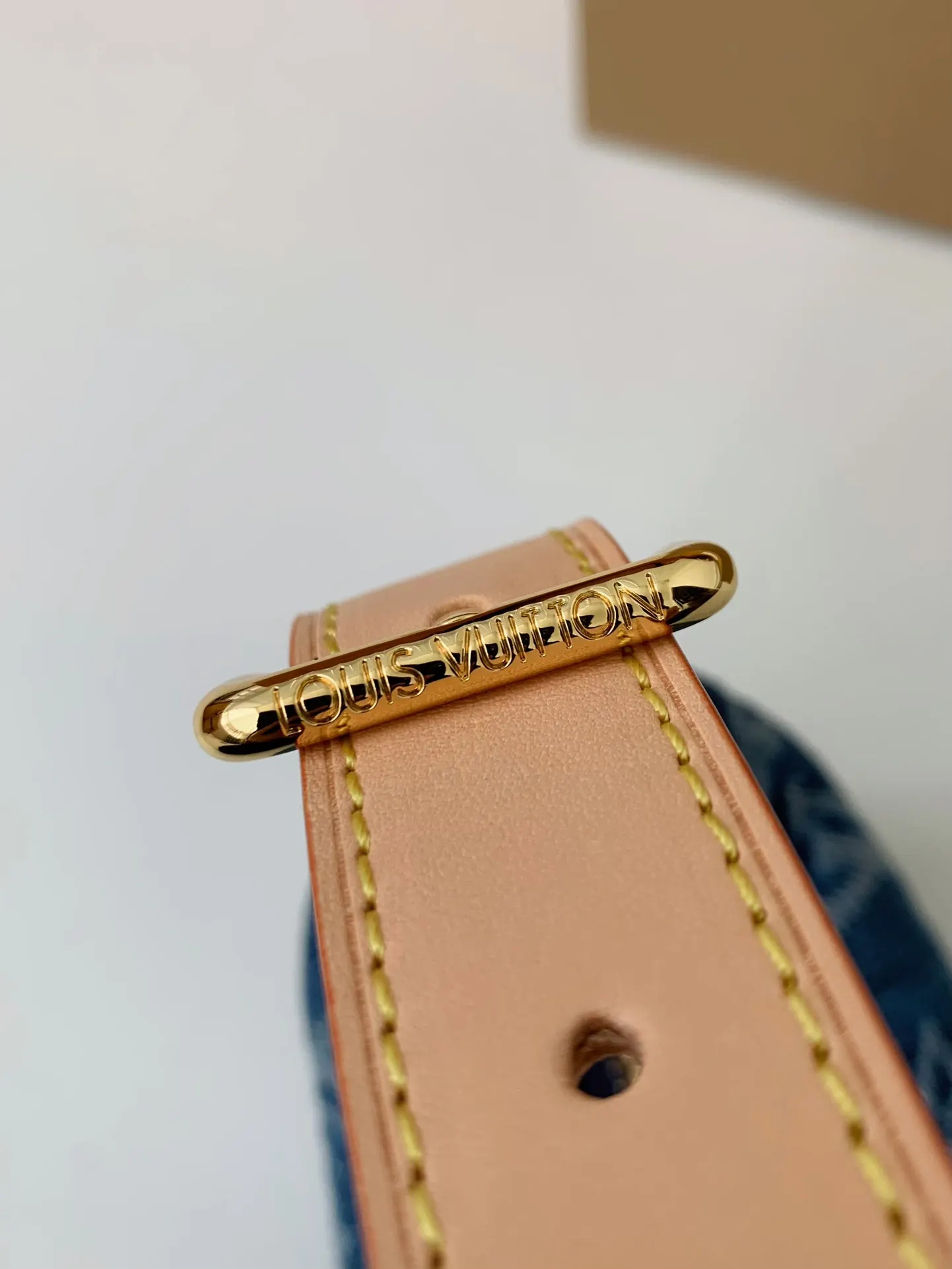 牛仔 Hills Pochette 牛仔手拿包 精致手拿款