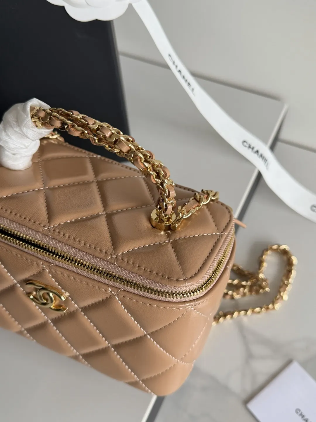 CHANEL 羊皮 上架 小羊皮 制作 质量 經典之作 华丽与 手提包 通勤手提款(數字12) CHANEL 羊皮 上架 小羊皮 制作 质量 經典之作 华丽与 手提包 通勤手提款(數字12)