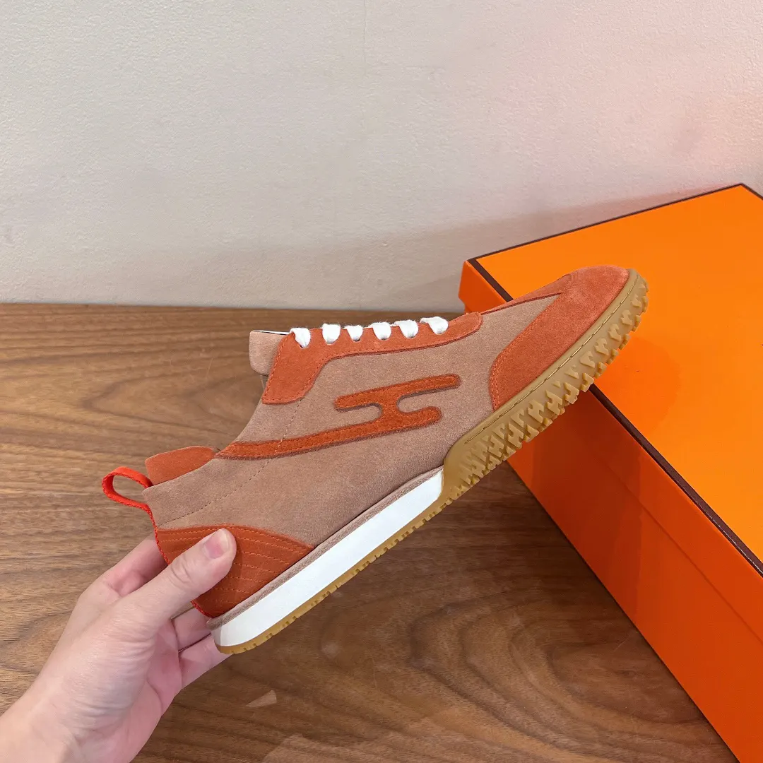 Hermès 运动鞋