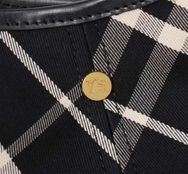 Burberry 小牛皮 托特包 大容量托特款