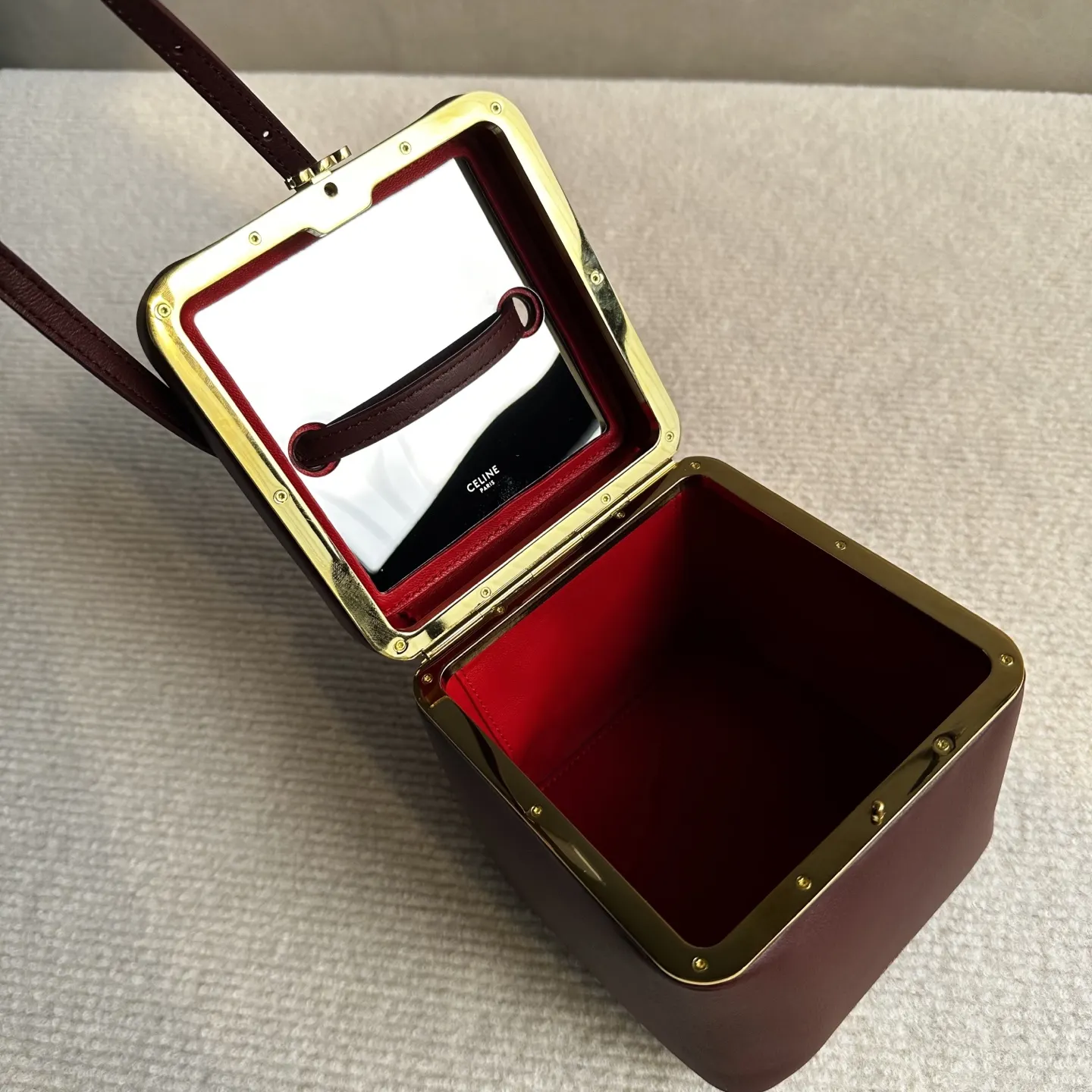 Gold Shoulder Bag Leather