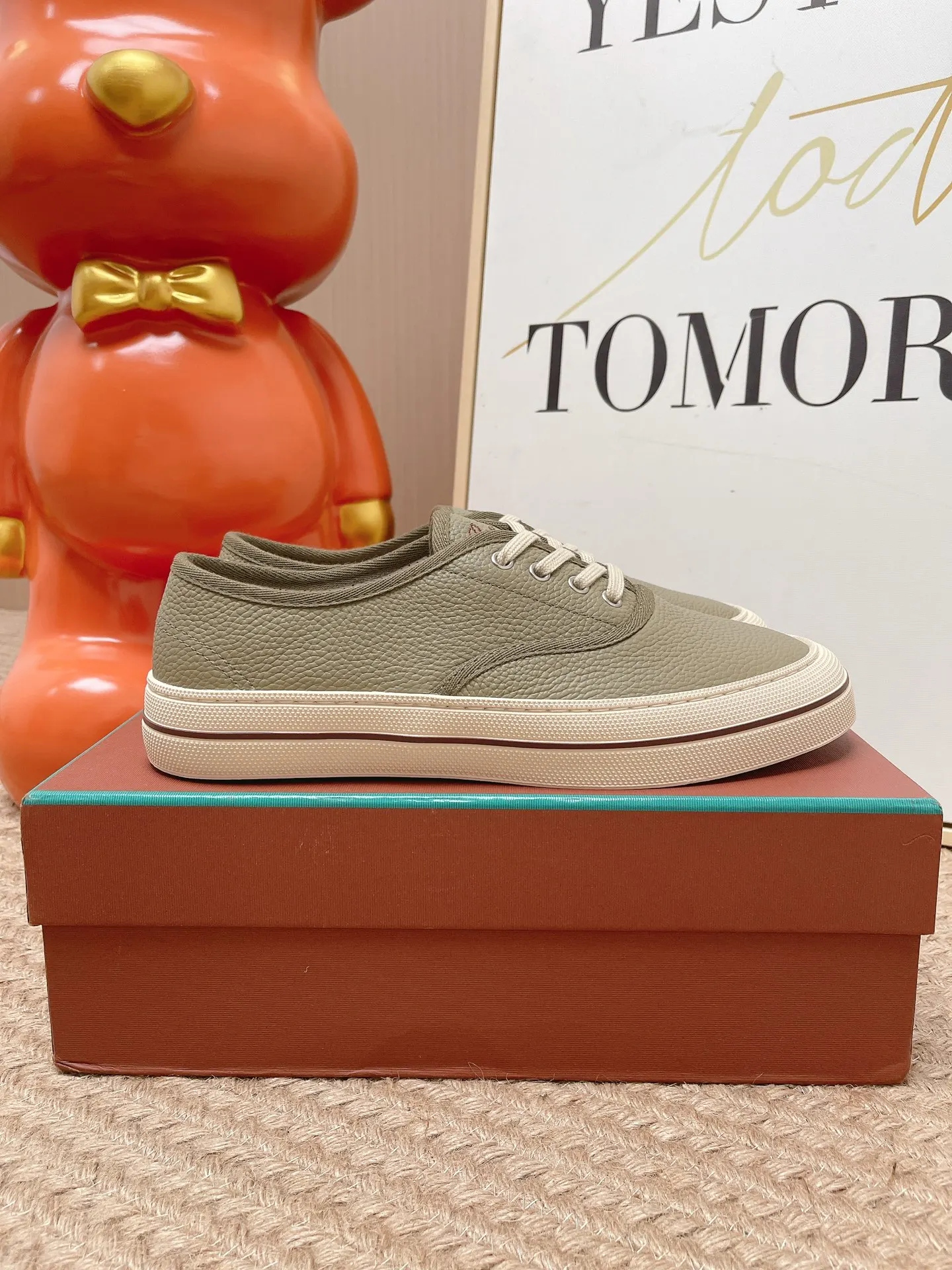 Loro Piana Sneakers Casual Versatile Image 3 Loro Piana Sneakers Casual Versatile Image 3