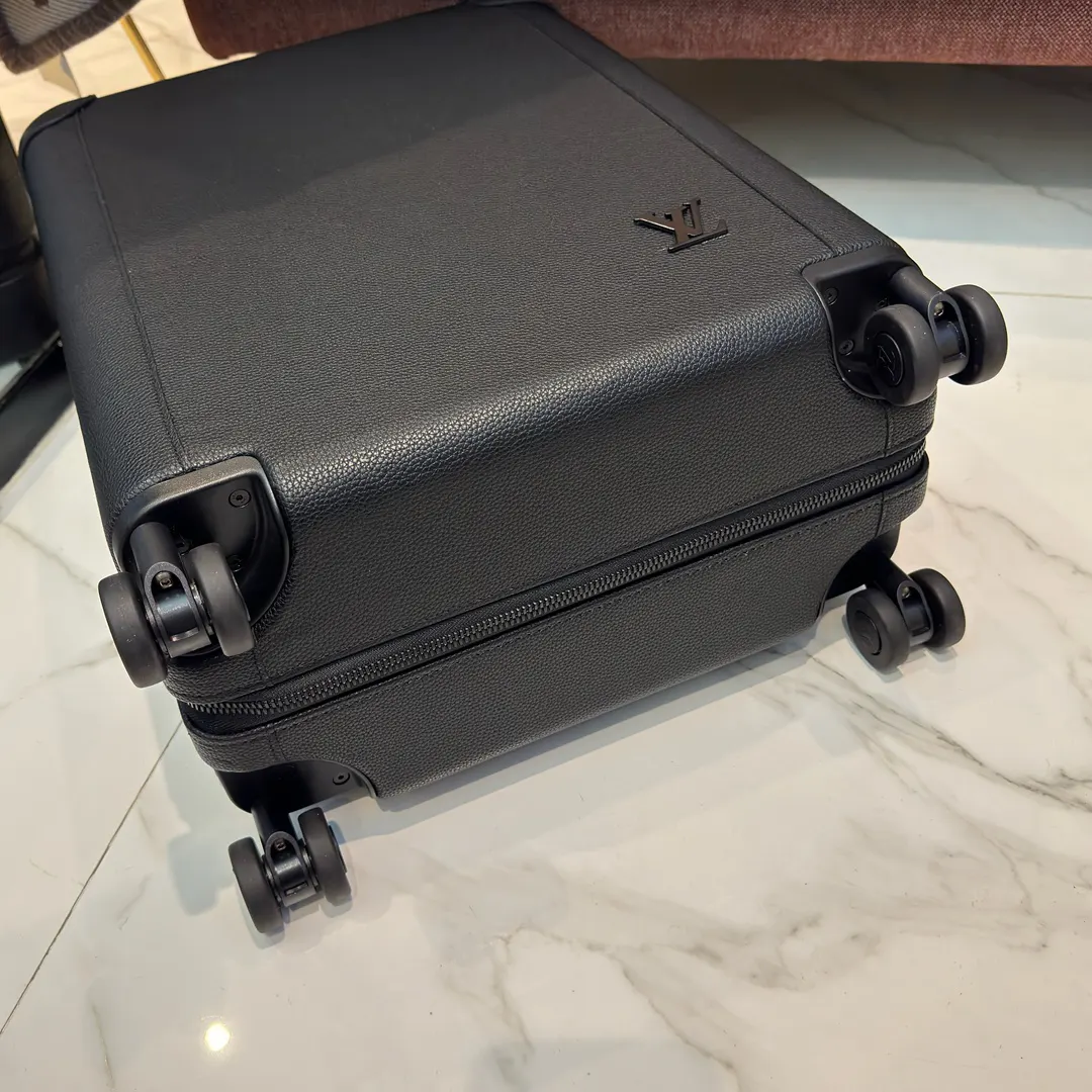 LV Horizon 黑色 手袋(數字6) LV Horizon 黑色 手袋(數字6)