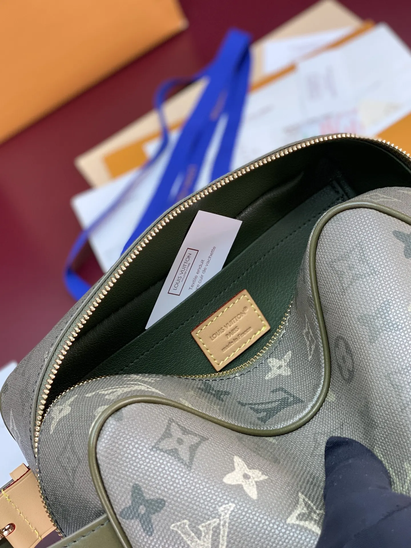 金色 帆布 Dopp Kit 化妆包 便携收纳款