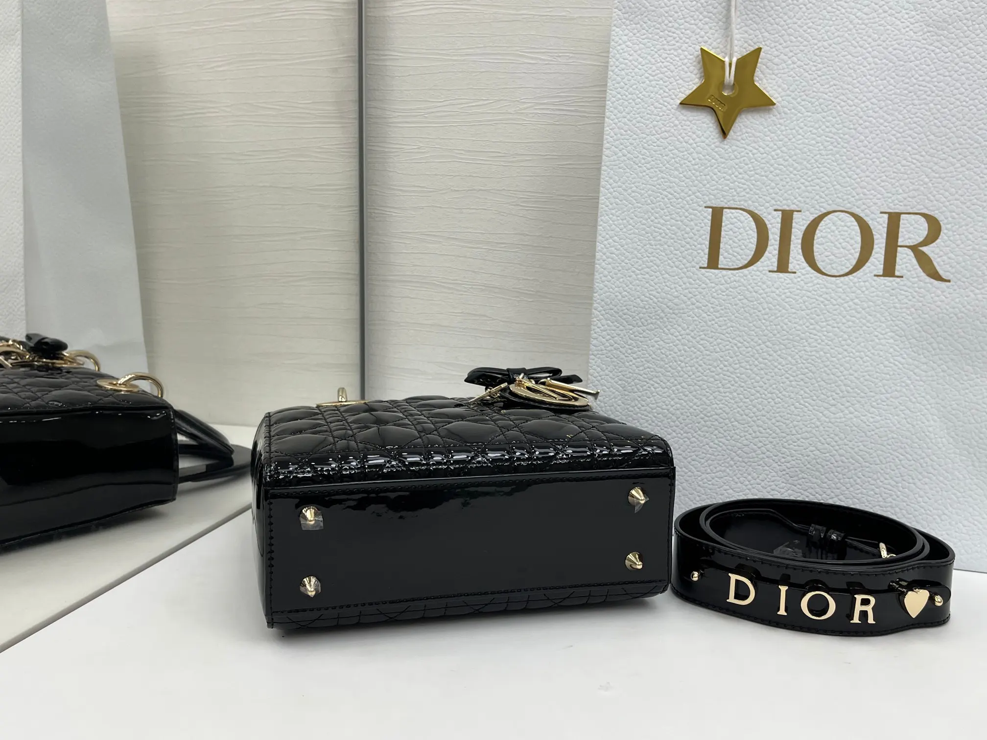 Dior Lady Dior 黑色 斜挎包