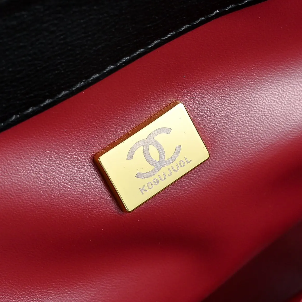 Chanel Hobo Shoulder Bag Commuter Vintage Leather