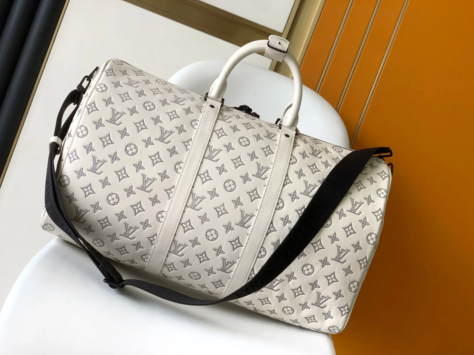 LV Keepall White And Blue Color Scheme Travel Bag Large Capacity Travel Model | ORBUYBAG High-End Fashion Boutique