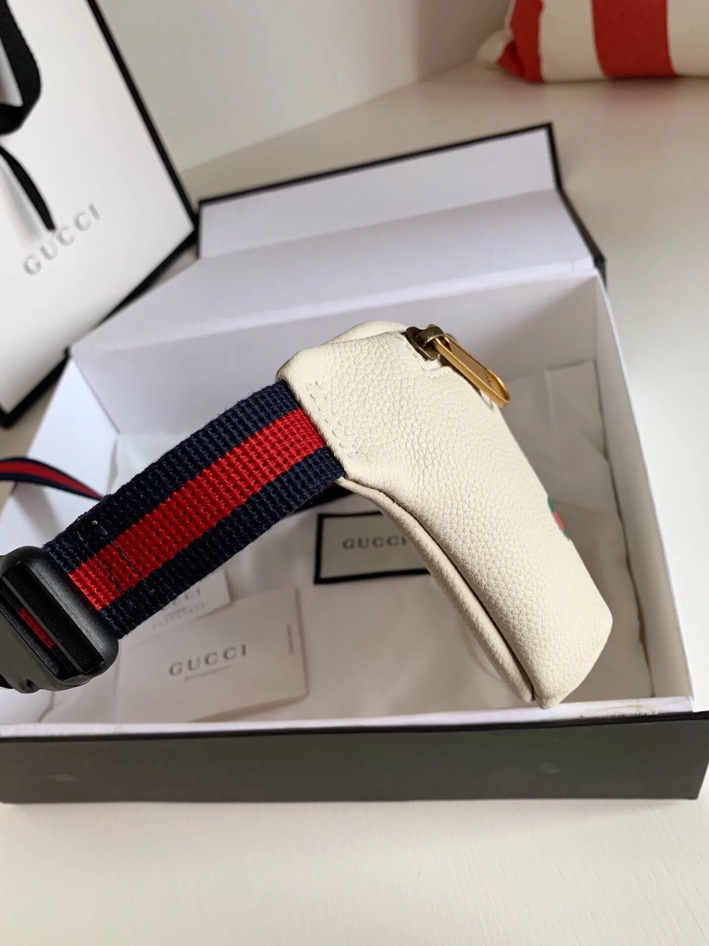White Red Belt Bag Casual Leather