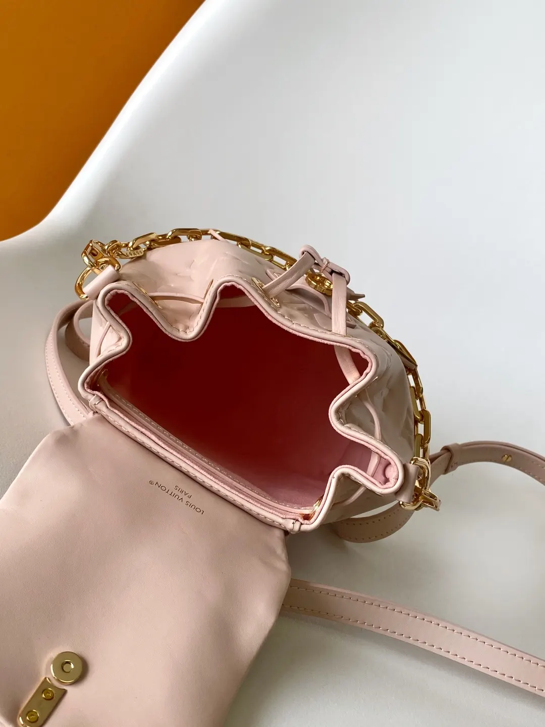 Louis Vuitton Black Pink Backpack Leather Image 9 Louis Vuitton Black Pink Backpack Leather Image 9