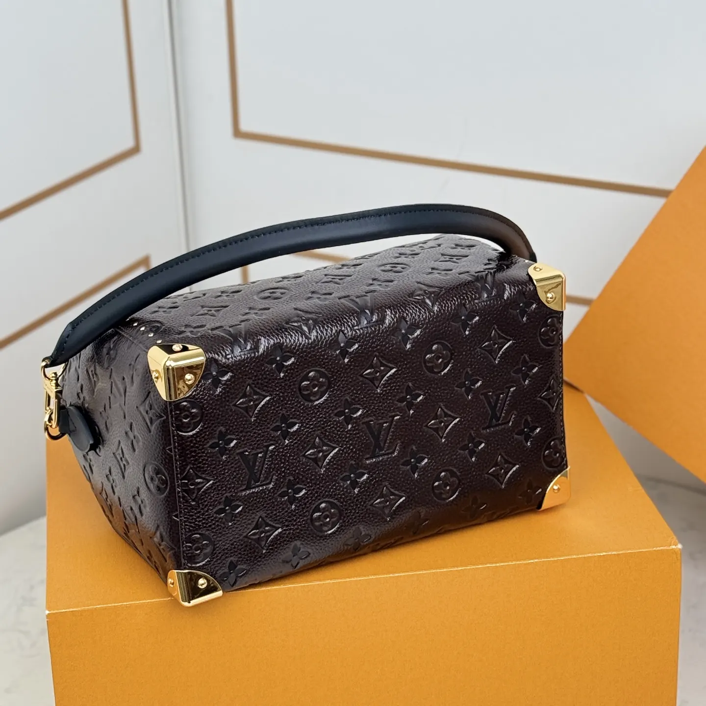 LV Speedy 牛皮 收纳包 旅行收纳款