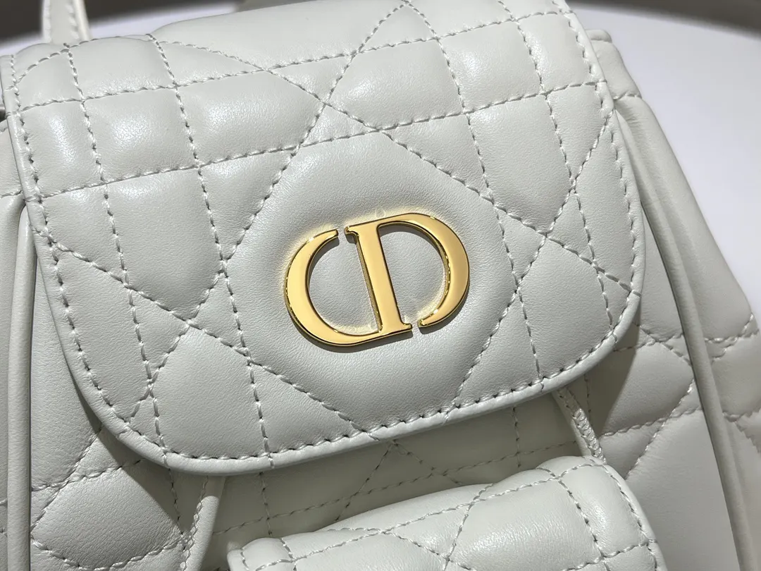 Dior Caro 白色 双肩包