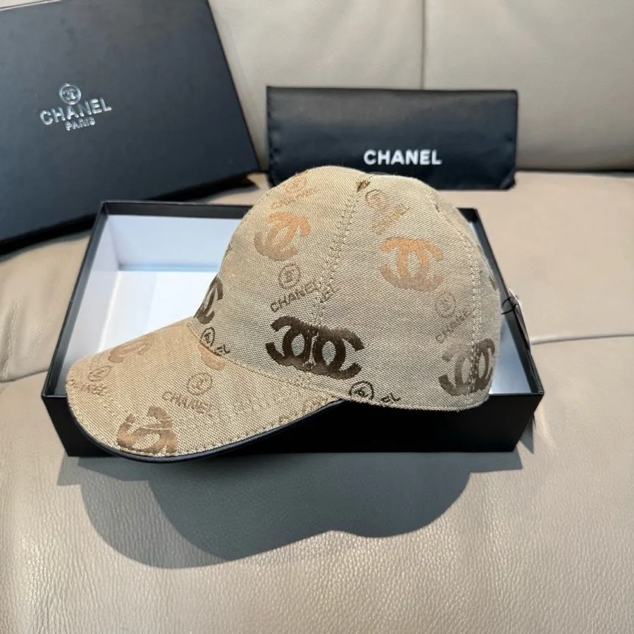 Chanel Logo帽子(數字3) Chanel Logo帽子(數字3)