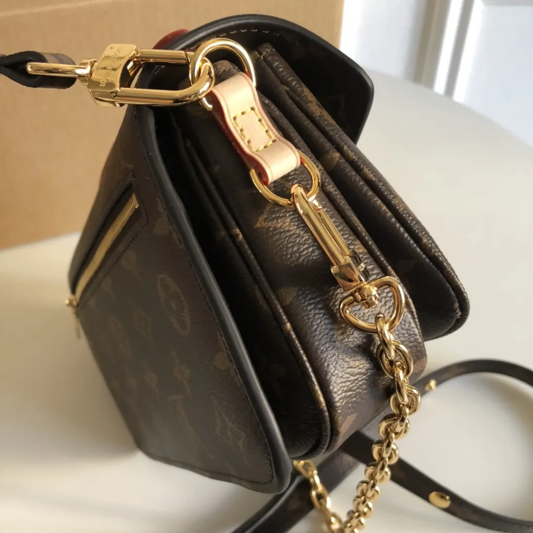Monogram Chain Bag Canvas