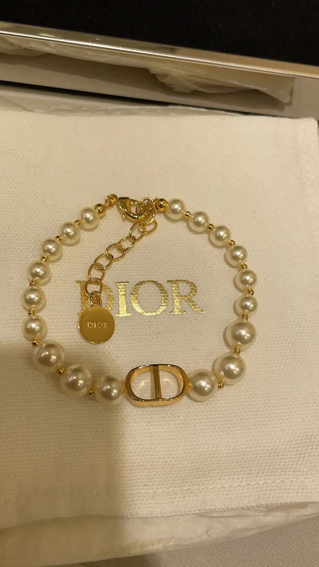 Dior Gold Pearl Necklace With Letter Pendant Image 4 Dior Gold Pearl Necklace With Letter Pendant Image 4