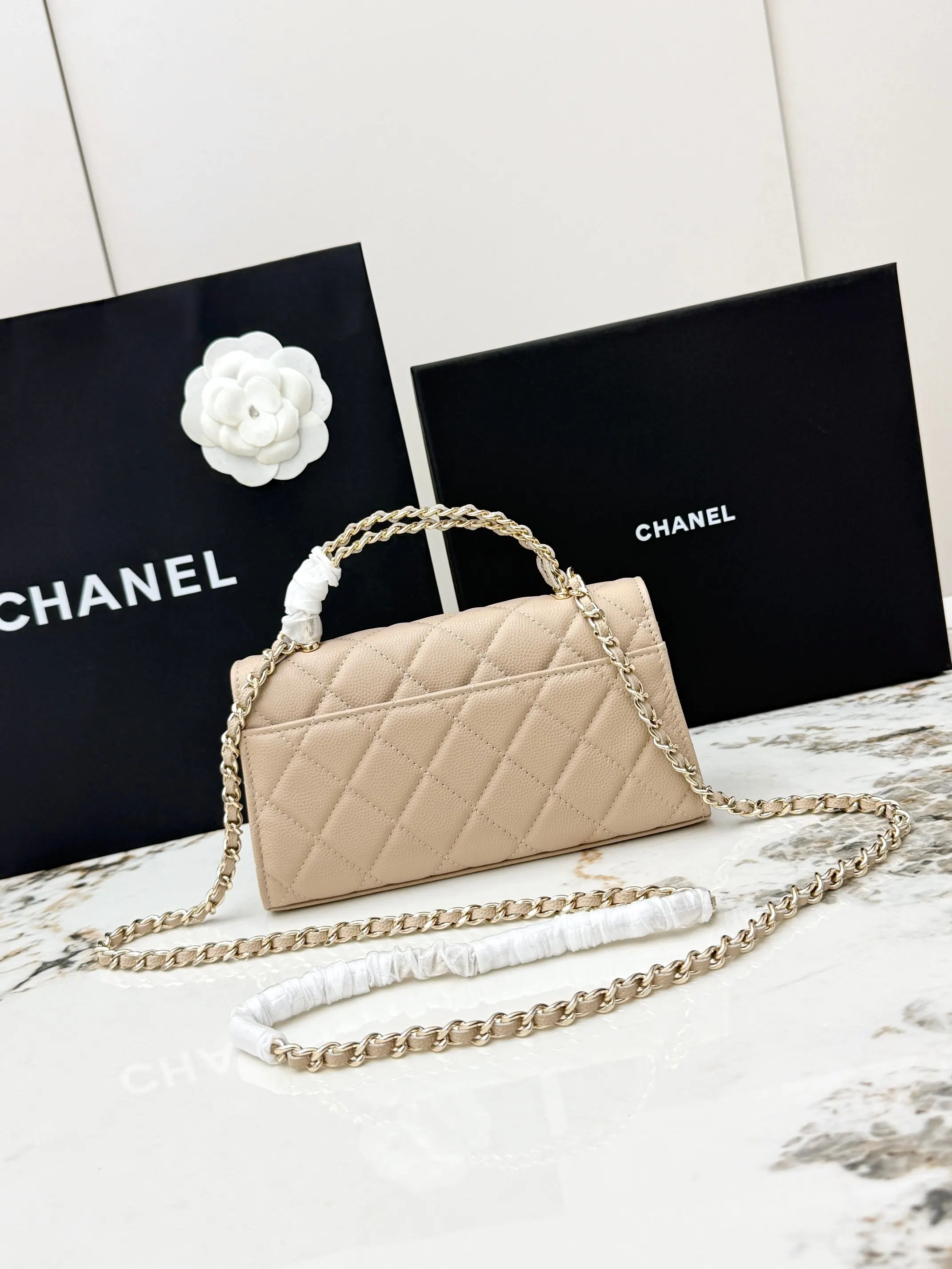 Chanel 米色牛皮Kelly手提包 金链斜挎