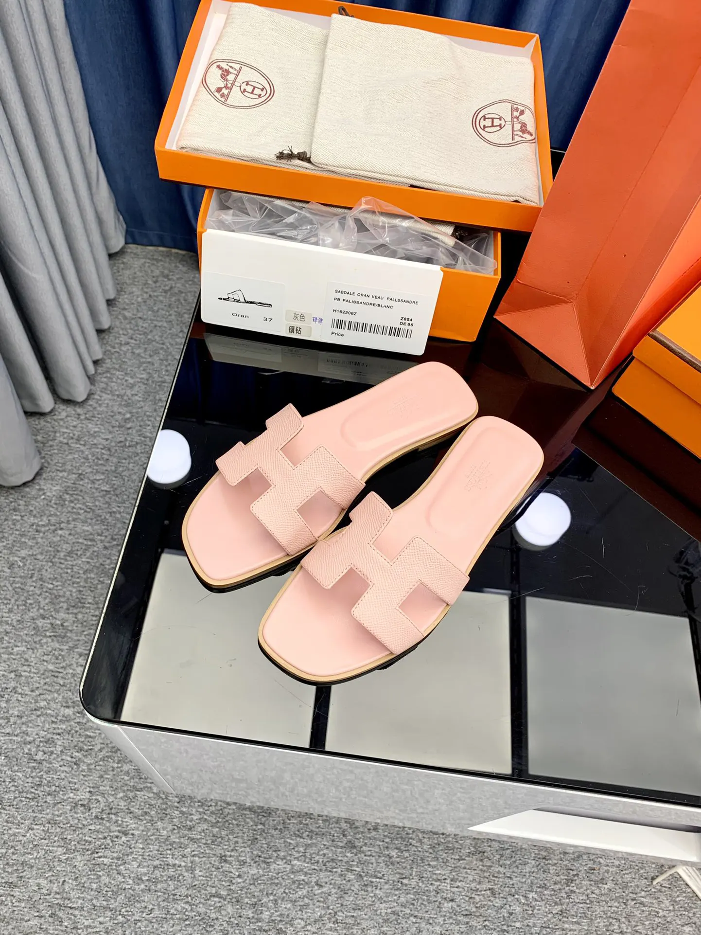 Hermès Leather Slides