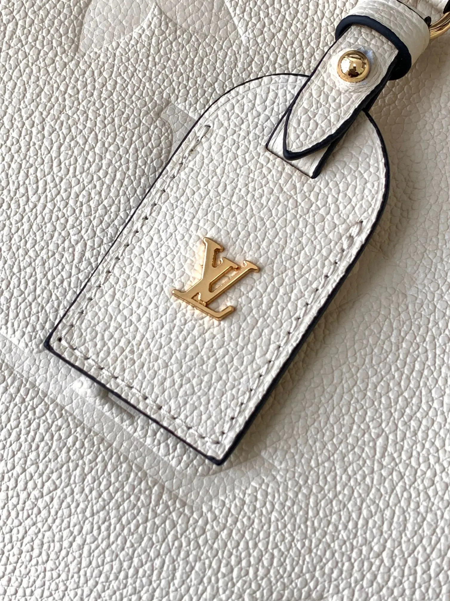 CarryAll 米白 Mo手拿包 精致手拿款