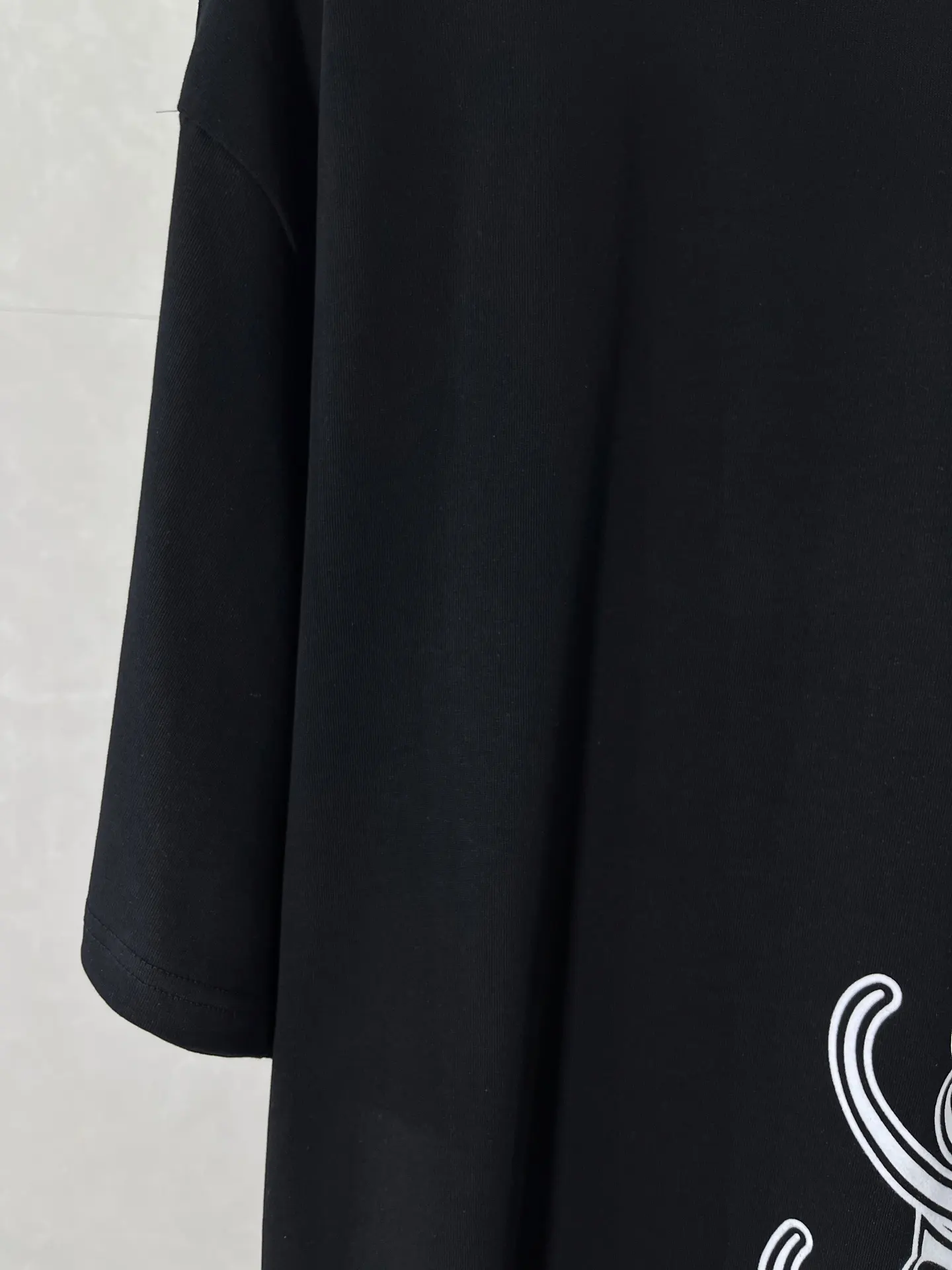 Balenciaga Logo 短袖T恤(數字4) Balenciaga Logo 短袖T恤(數字4)