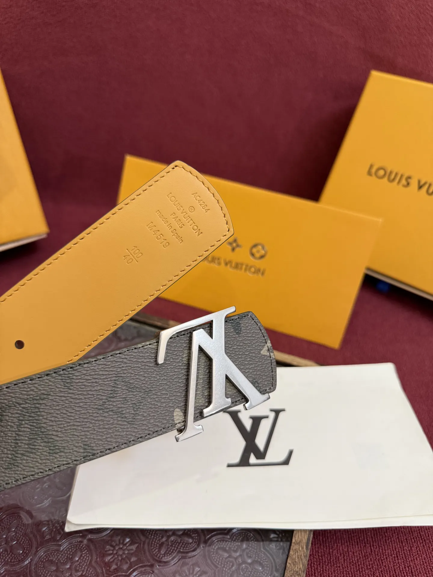 LV Green Silver Color Scheme Double Sided Belt Business Casual | ORBUYBAG High-End Fashion Boutique