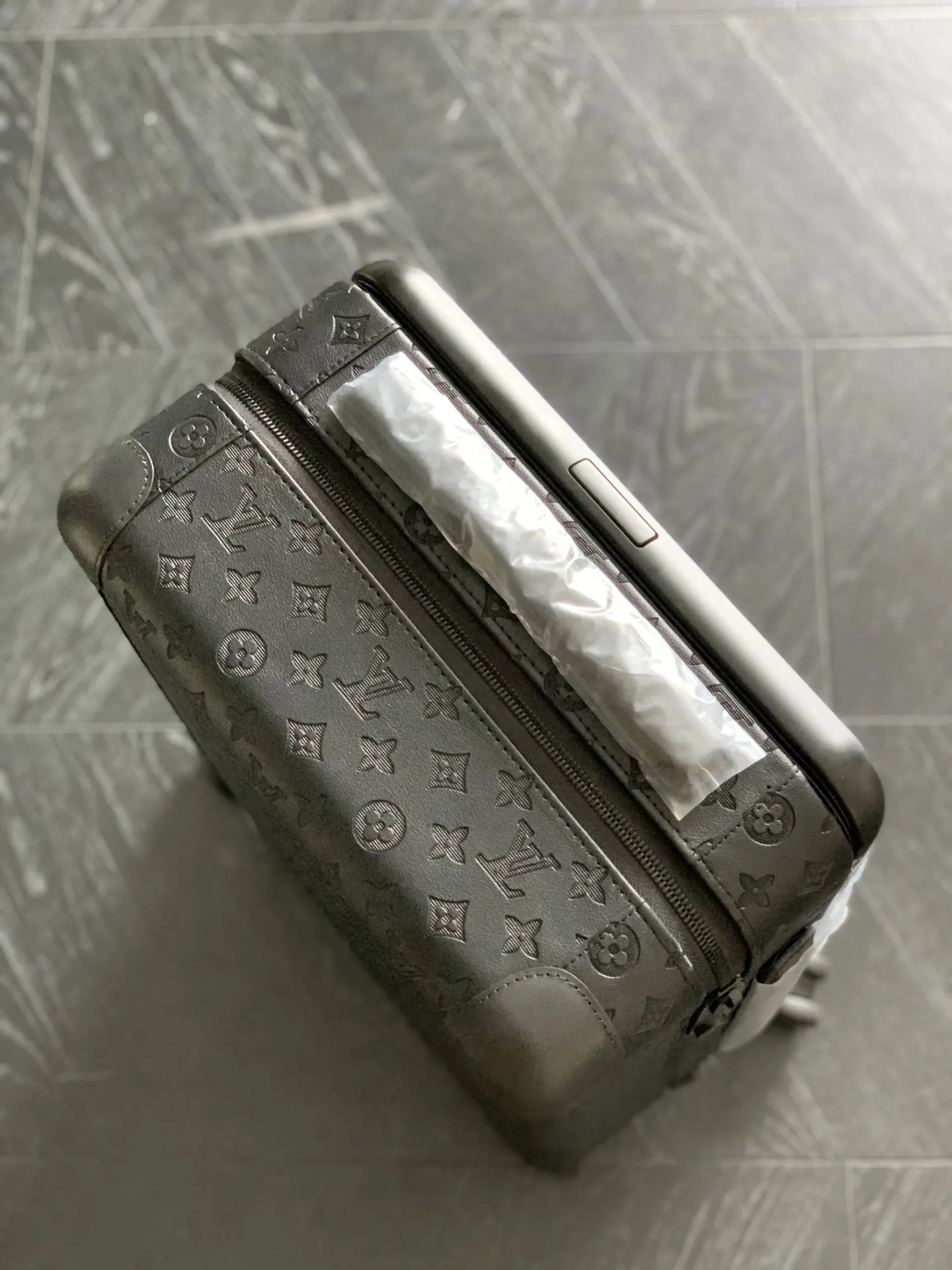 LV Horizon 灰色压纹旅行箱 简约出行款｜ORBUYBAG 岚奢包高端时尚精品