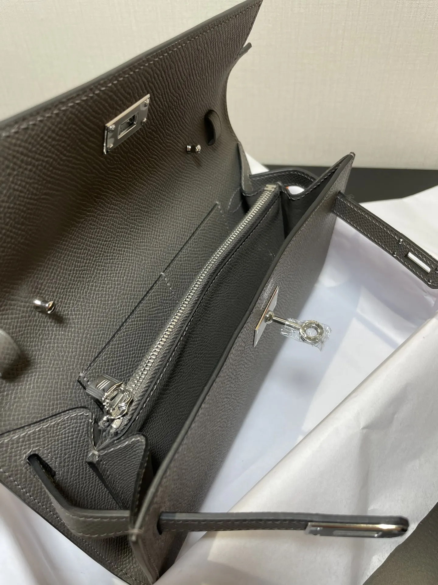 Hermès Kelly 锡器灰 Epsom掌纹牛皮 斜挎包