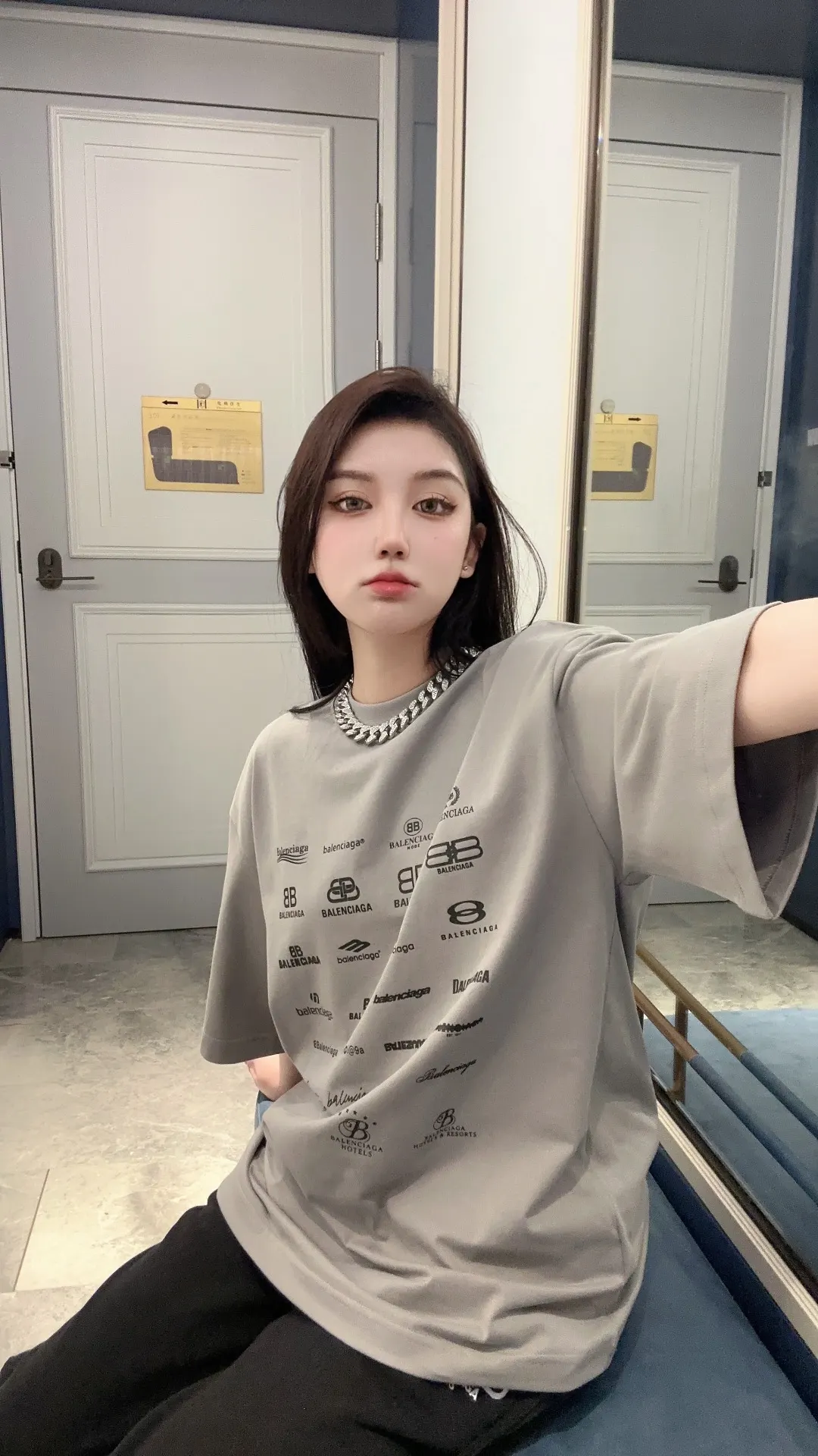 Balenciaga Gray Cotton Logo Short Sleeve T-Shirt Loose