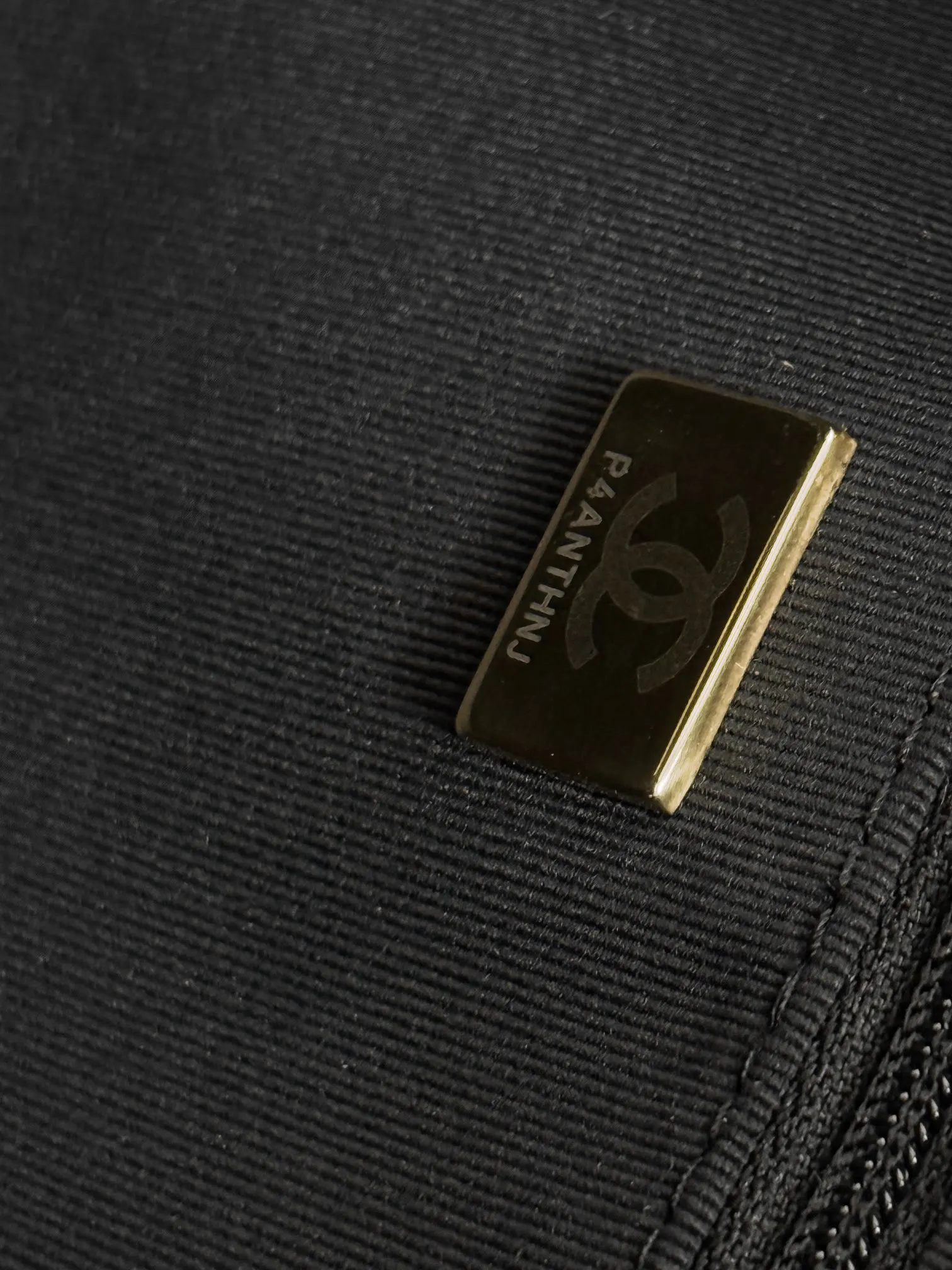 Fashion Item Travel Premium