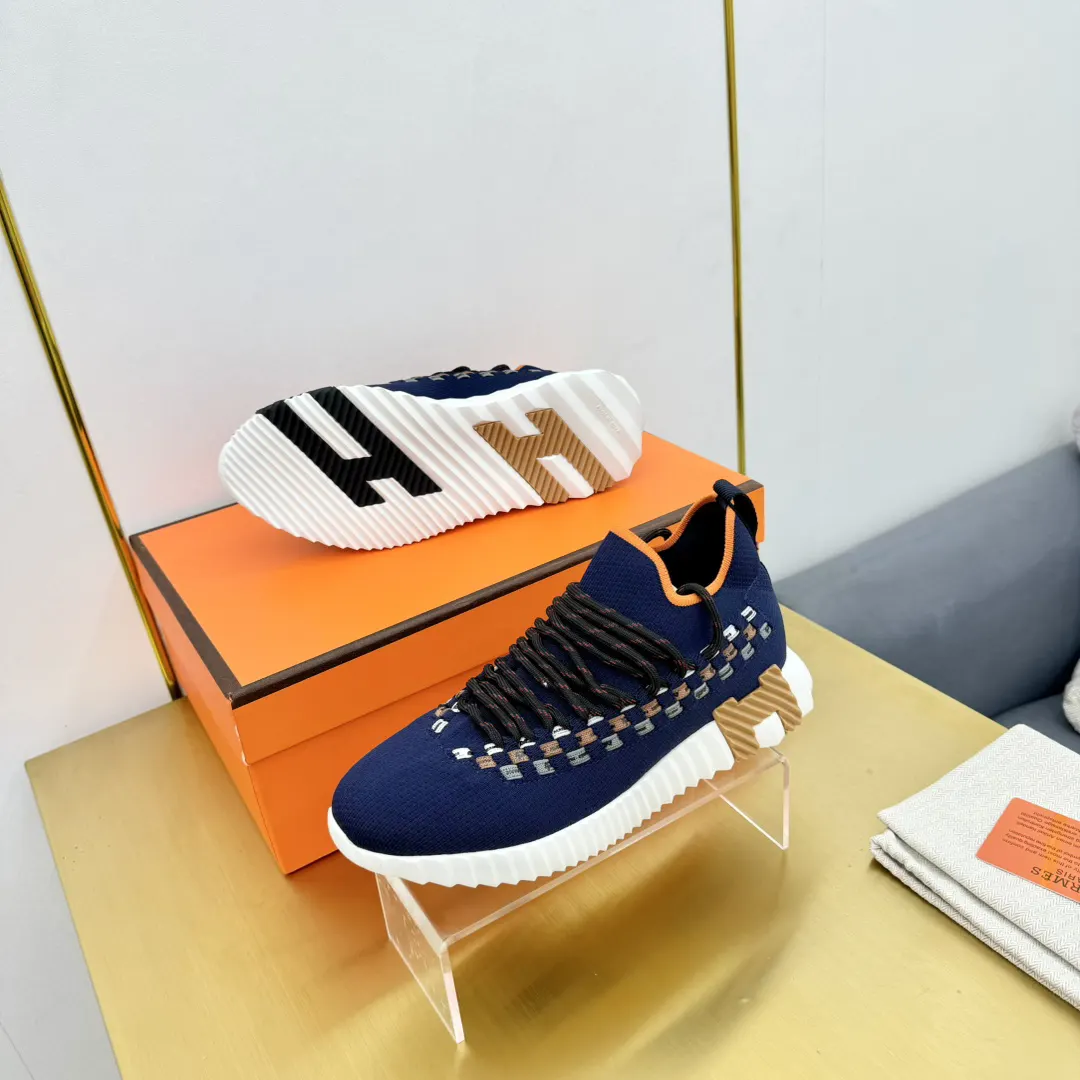 Hermès 官网同步更新 羊皮 运动鞋 舒适