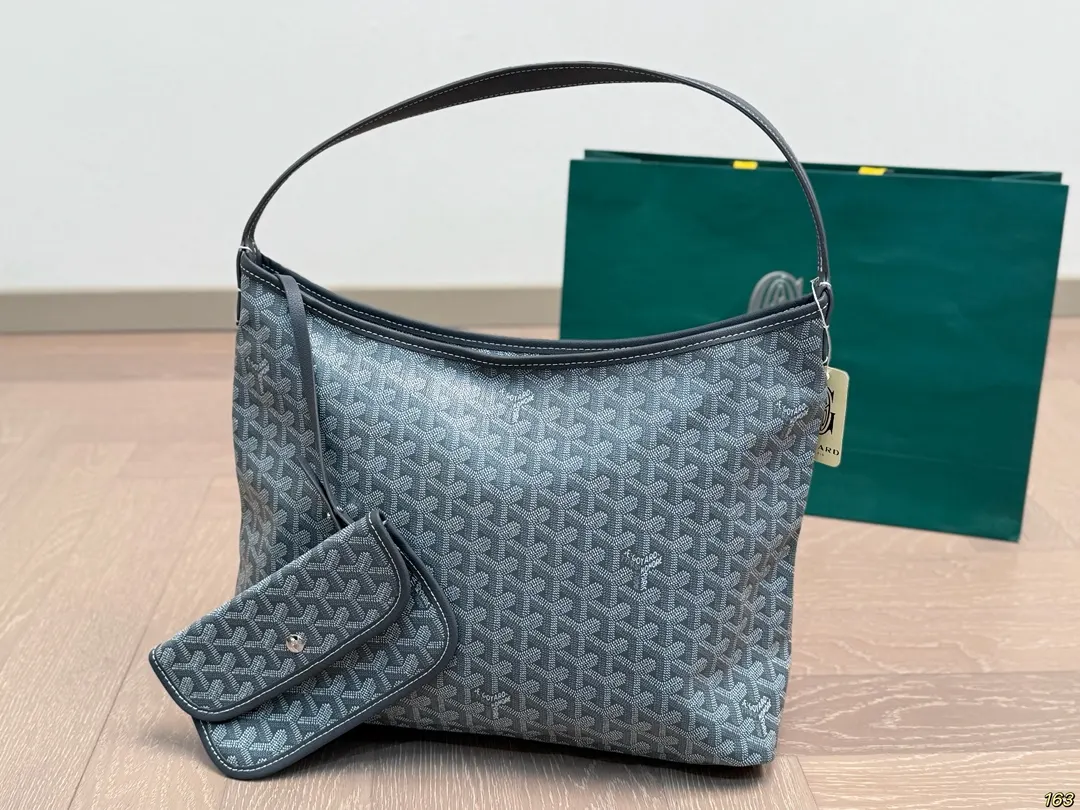 Goyard 戈雅 戈雅托特包 无论在韩国还是在中国 大容量托特款