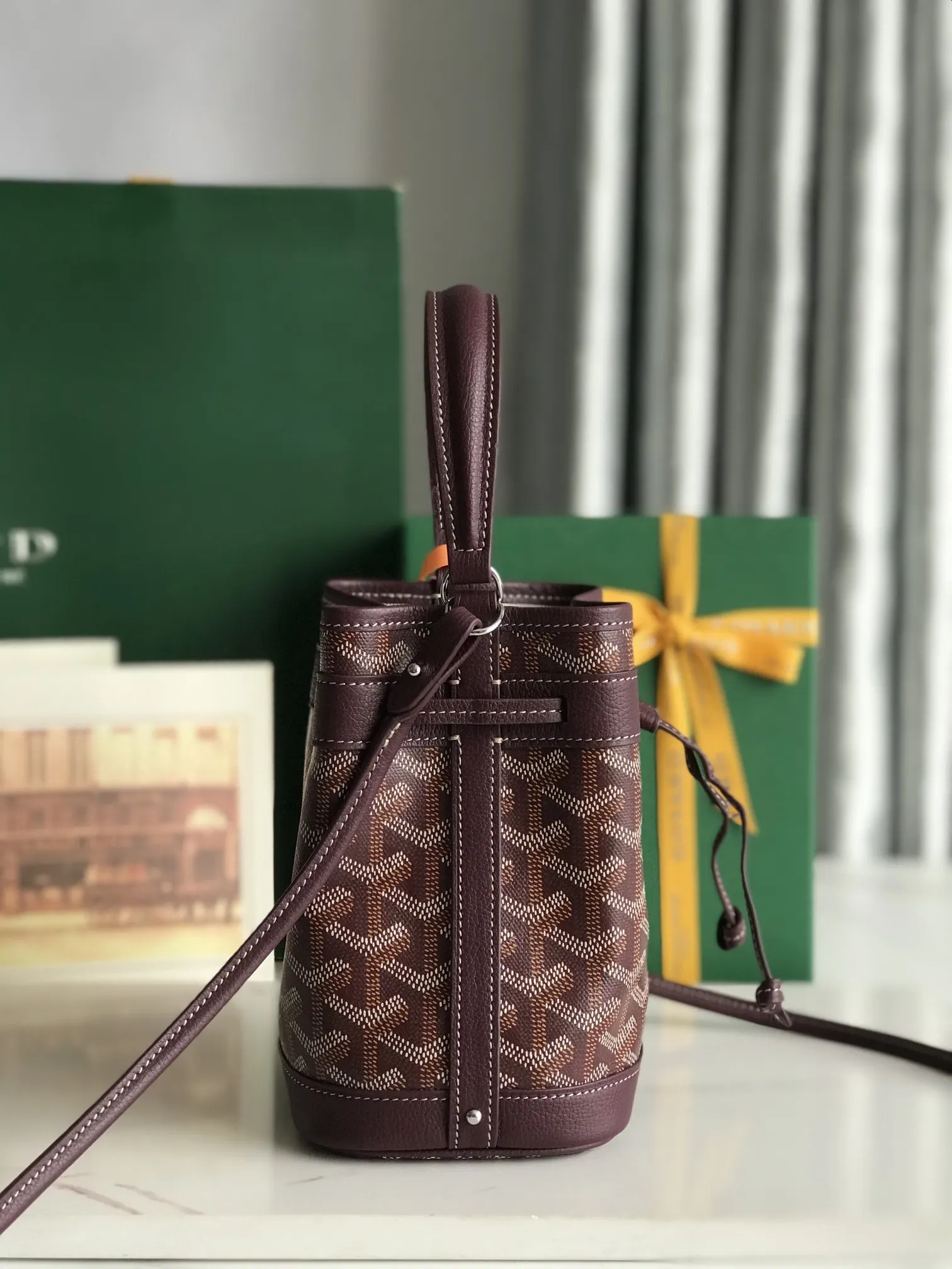 Goyard 皮革 × ×鼎鼎戈雅 水桶包 休闲水桶款