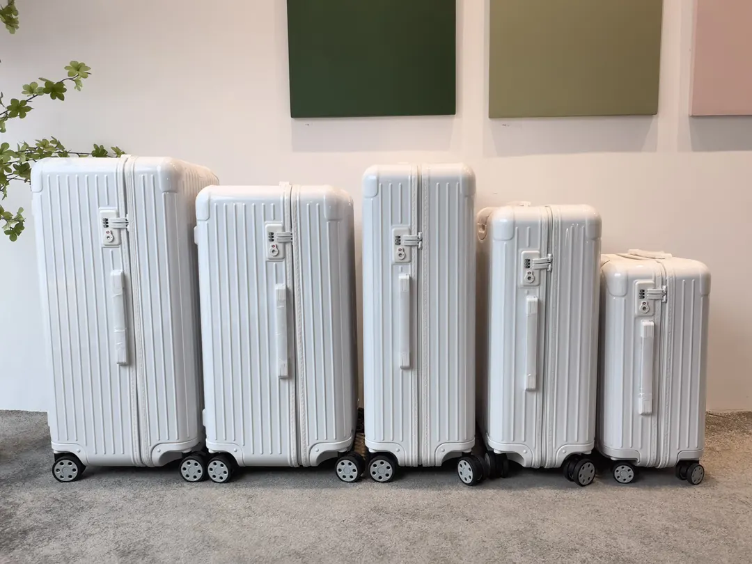 黑色 白色 双 全场顺丰包邮 新版升级 RIMOW 行李箱 旅行拉杆款 轻便出行款