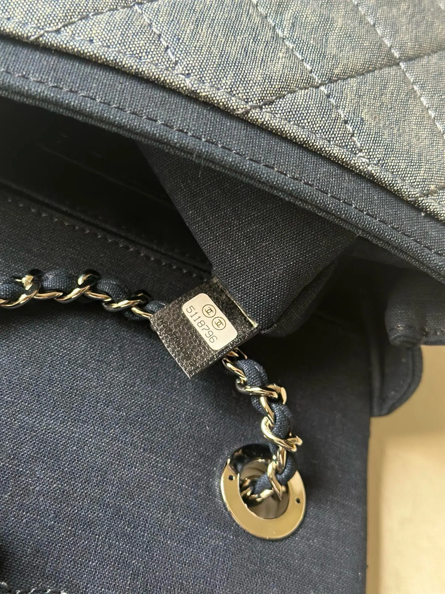深蓝 牛仔 中古方胖子牛仔拼布深蓝牛仔徽章方胖子 拼色耐脏 链条包 精致链条款