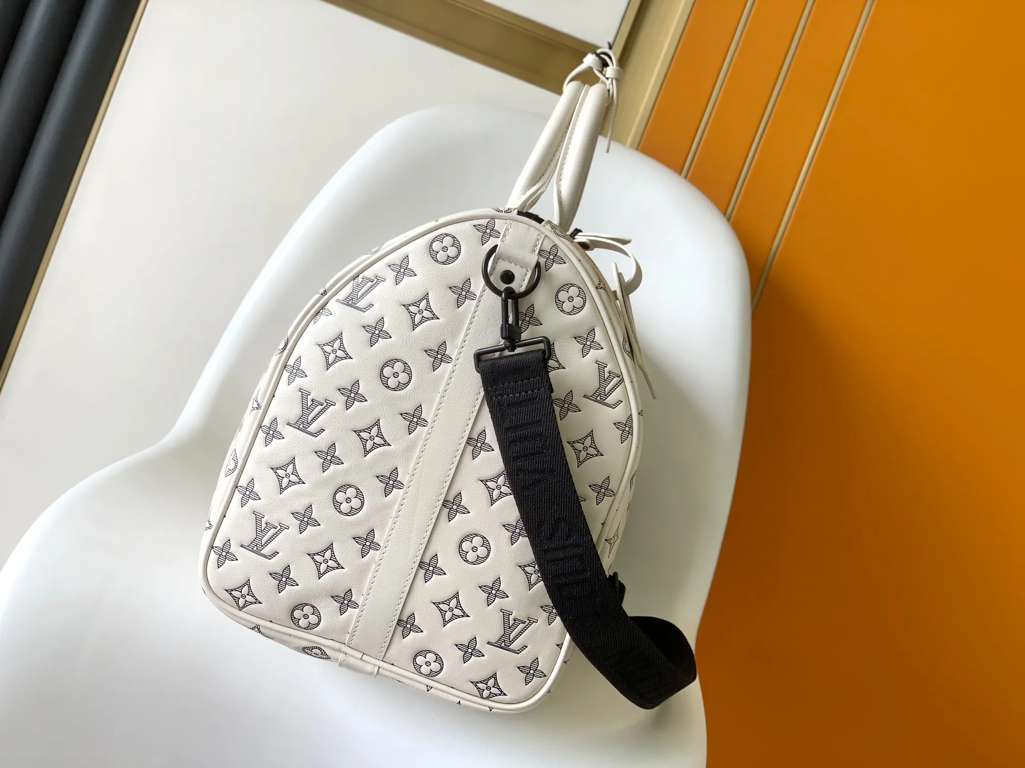 LV Keepall White And Blue Color Scheme Travel Bag Large Capacity Travel Model | ORBUYBAG High-End Fashion Boutique